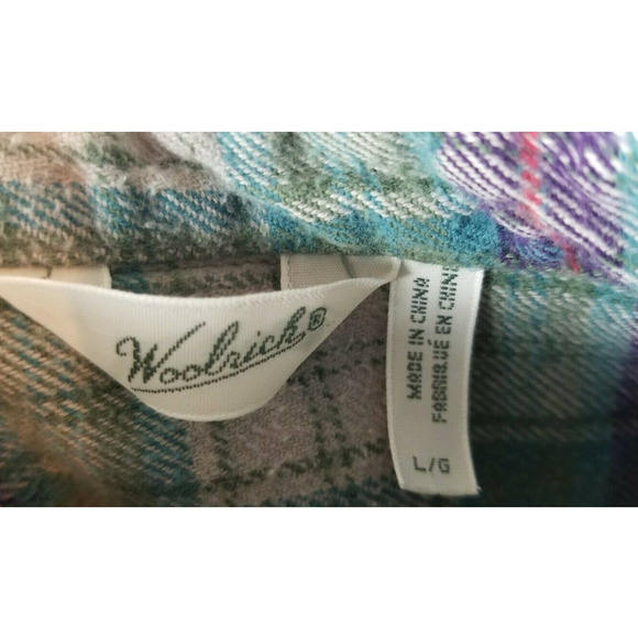 Woolrich Button down Flannel Size Large Plaid - Picture 7 of 7